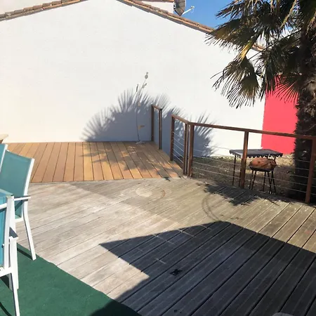 Maison 3 Ch Avec Accès Piscine Chauffée Couverte Appartamento *